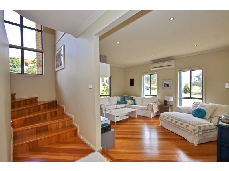 8 Hayman Crescent, Shell Cove NSW 2529