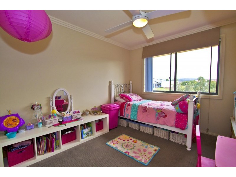 8 Hayman Crescent, Shell Cove NSW 2529