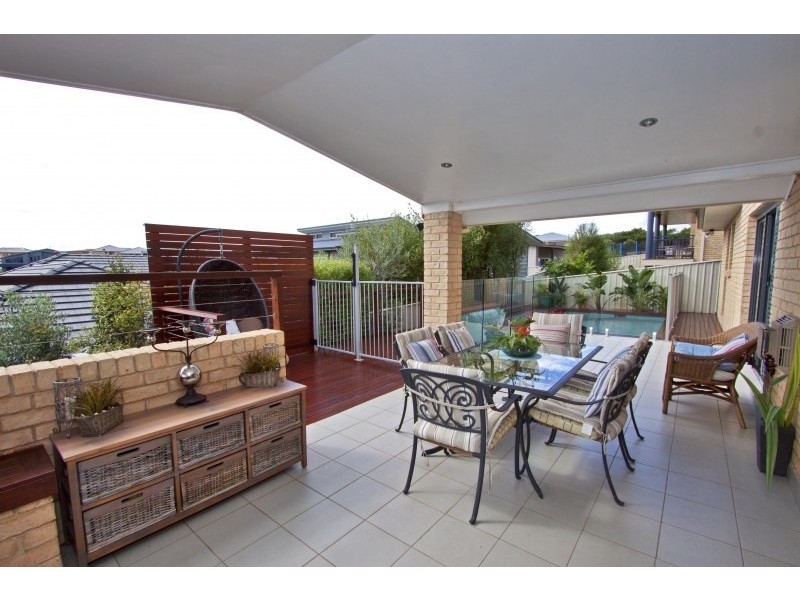 8 Hayman Crescent, Shell Cove NSW 2529