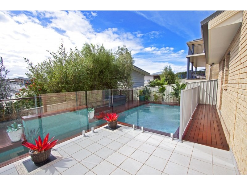 8 Hayman Crescent, Shell Cove NSW 2529