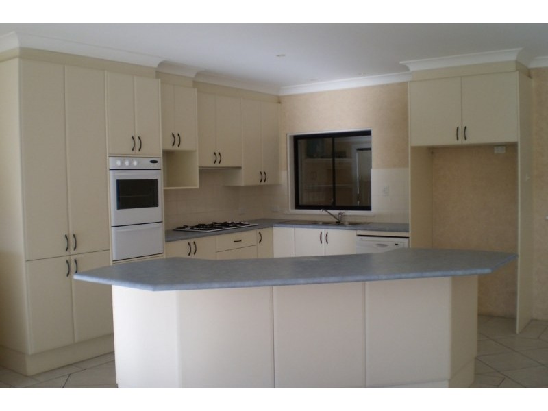 106 Koona Street, Albion Park Rail NSW 2527