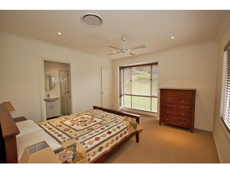 8 Boonah Avenue, Gerringong NSW 2534