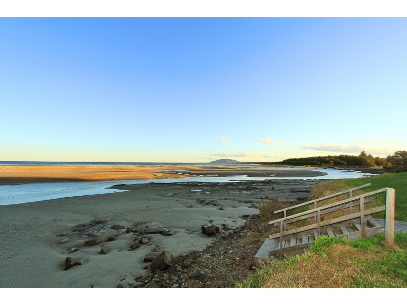 4 Dixon Street, Gerroa NSW 2534