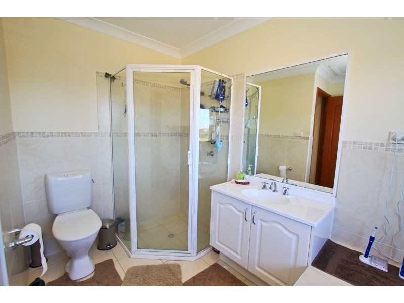 15 Curalo Place, Flinders NSW 2529