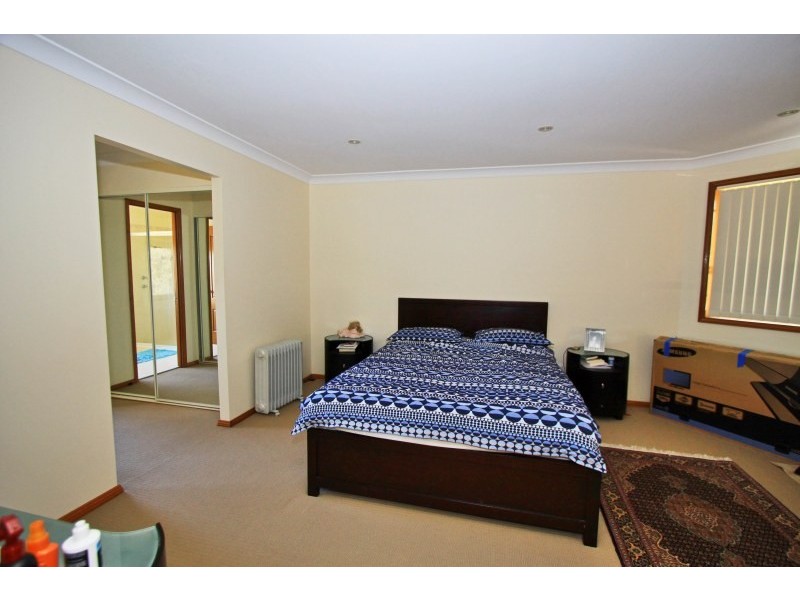 15 Curalo Place, Flinders NSW 2529