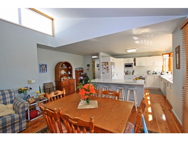 15 Archibald Road, Gerringong NSW 2534