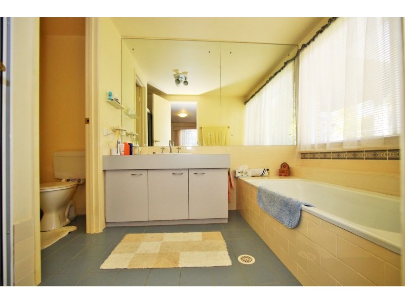 15 Archibald Road, Gerringong NSW 2534