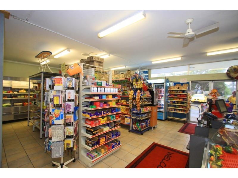 Unit Shop 1/141 Shoalhaven Heads Road, Shoalhaven Heads NSW 2535