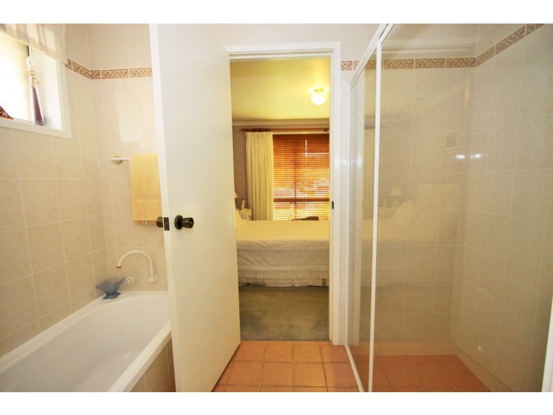 6 Claremont Place, Kiama NSW 2533