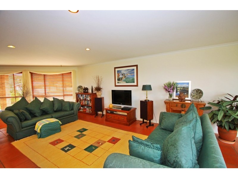 6 Claremont Place, Kiama NSW 2533