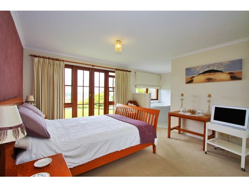 6 Claremont Place, Kiama NSW 2533