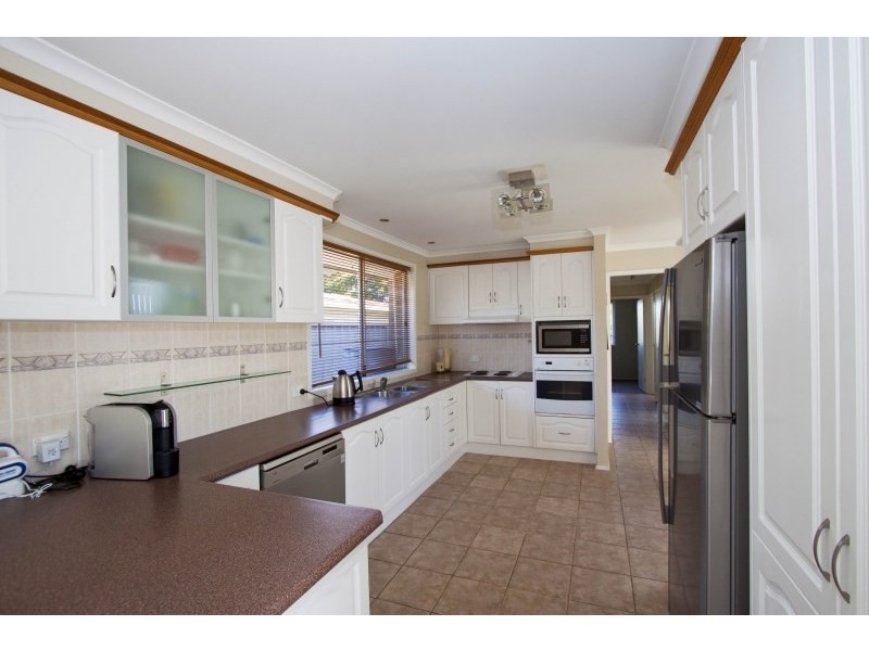 20 Arcadia Street, Warilla NSW 2528