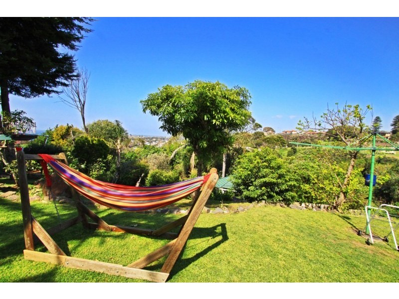 11 Irvine Street, Kiama NSW 2533