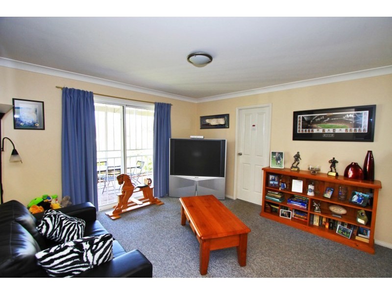 11 Irvine Street, Kiama NSW 2533
