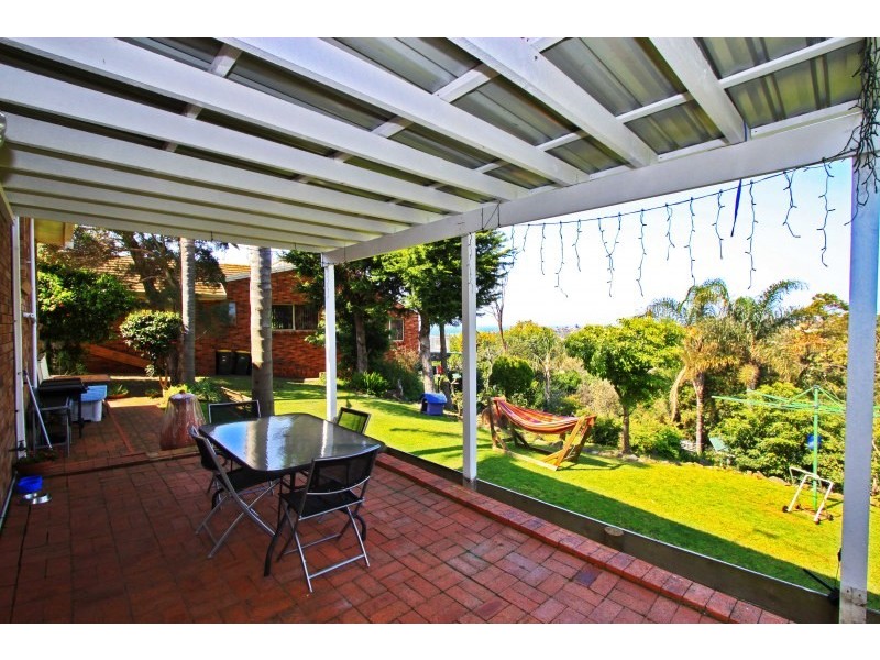 11 Irvine Street, Kiama NSW 2533