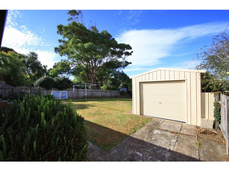 16 Riversdale Avenue, Kiama Downs NSW 2533