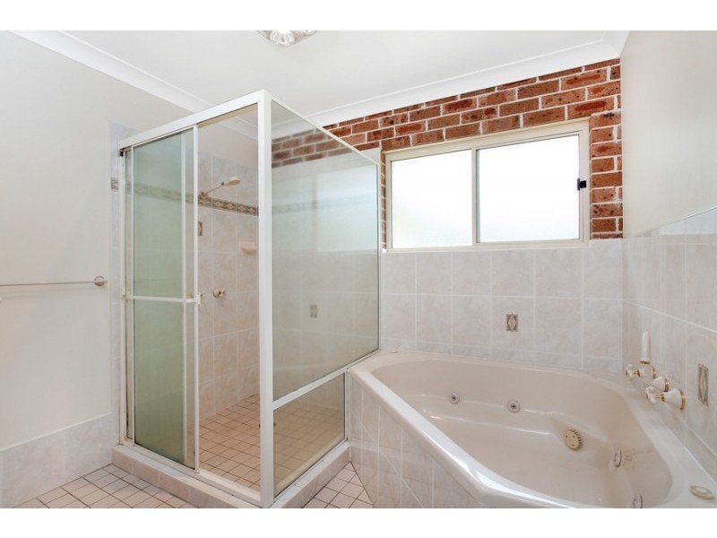1 Spring Creek Drive, Kiama NSW 2533