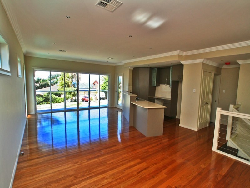 2 Kiarama Avenue, Kiama Downs NSW 2533