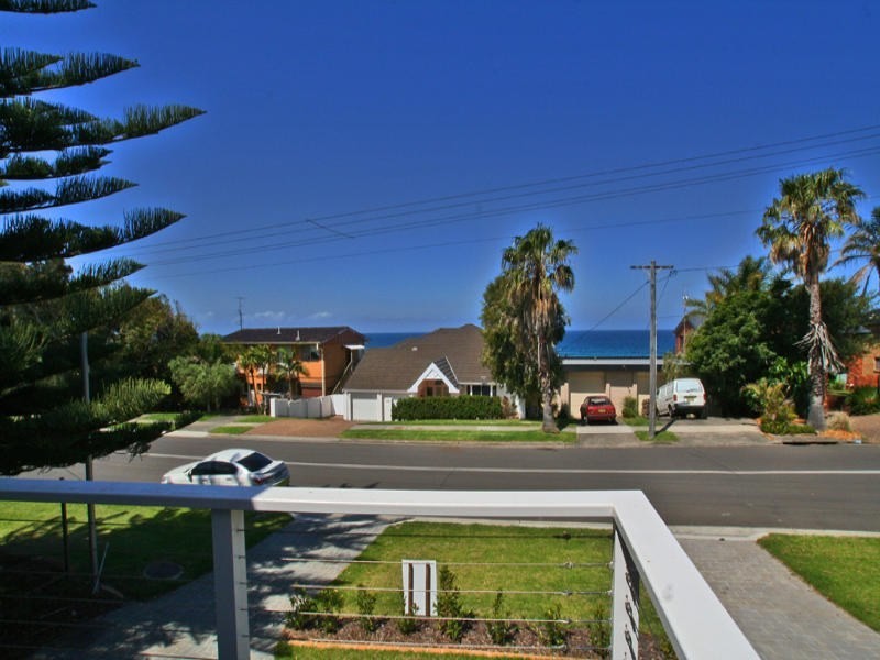 2 Kiarama Avenue, Kiama Downs NSW 2533