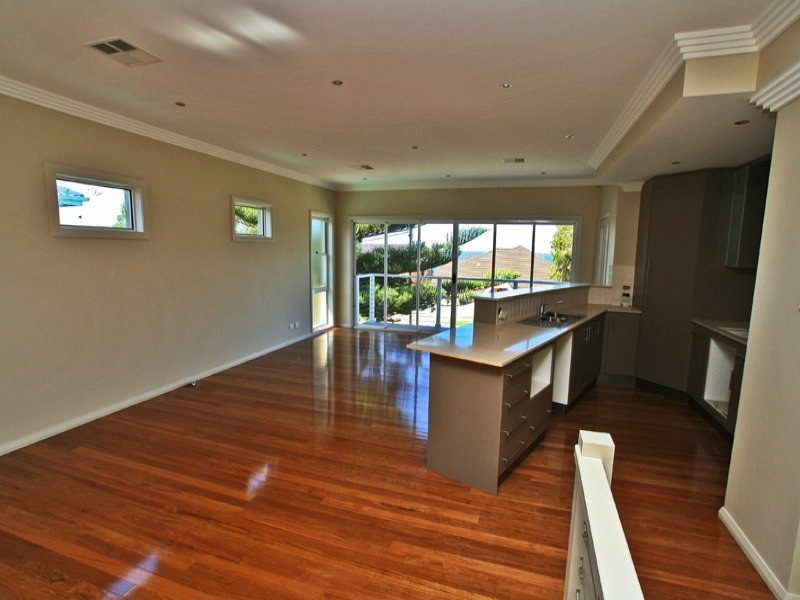 2 Kiarama Avenue, Kiama Downs NSW 2533