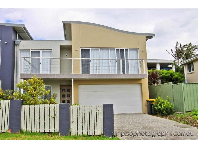 2 Kiarama Avenue, Kiama Downs NSW 2533