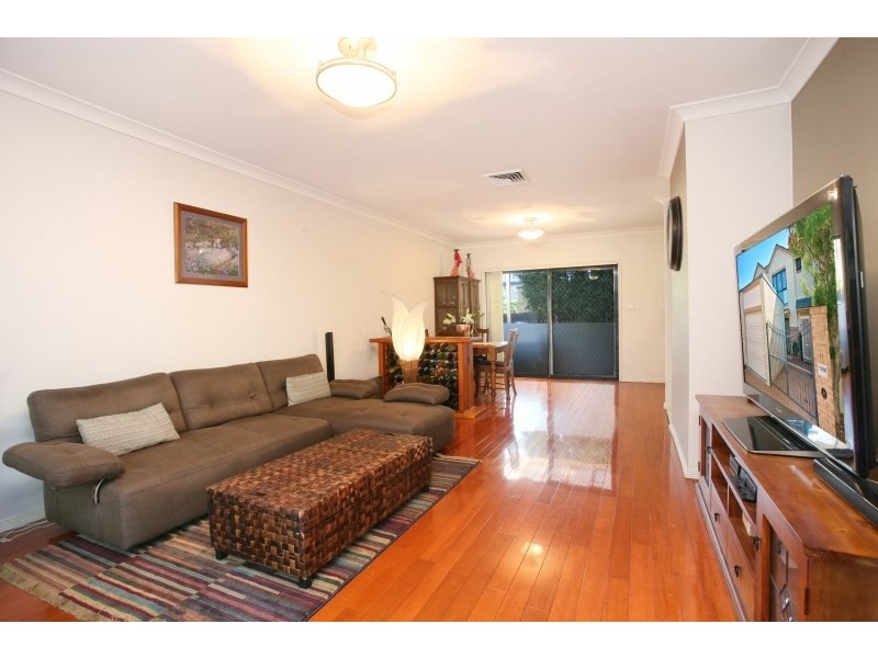 15 Hewin Close, Liberty Grove NSW 2138