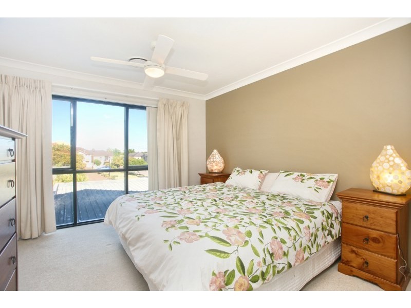 15 Hewin Close, Liberty Grove NSW 2138