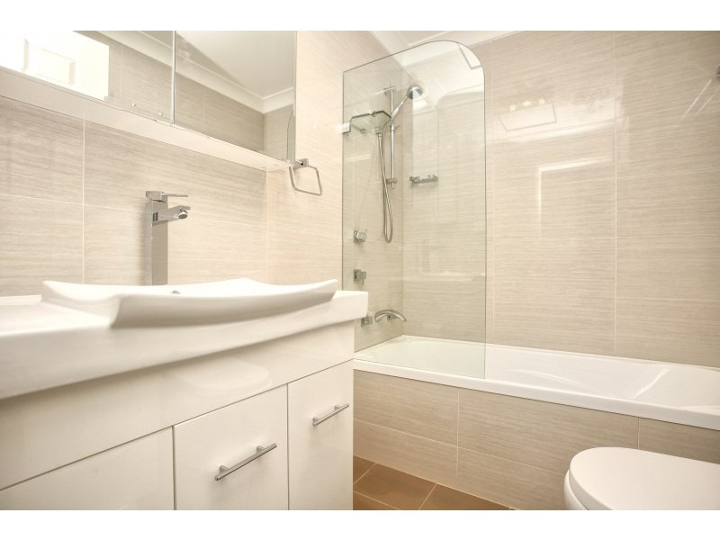 15 Hewin Close, Liberty Grove NSW 2138