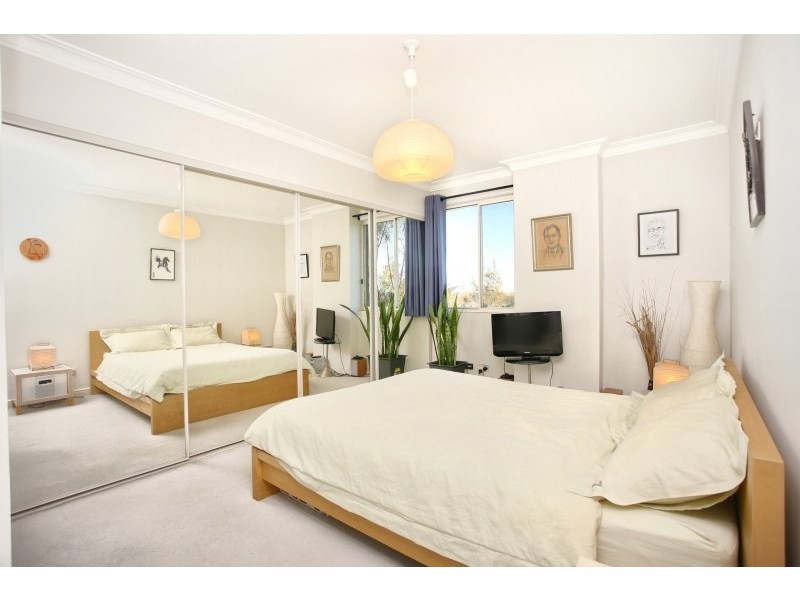 504/4 Wentworth Drive, Liberty Grove NSW 2138