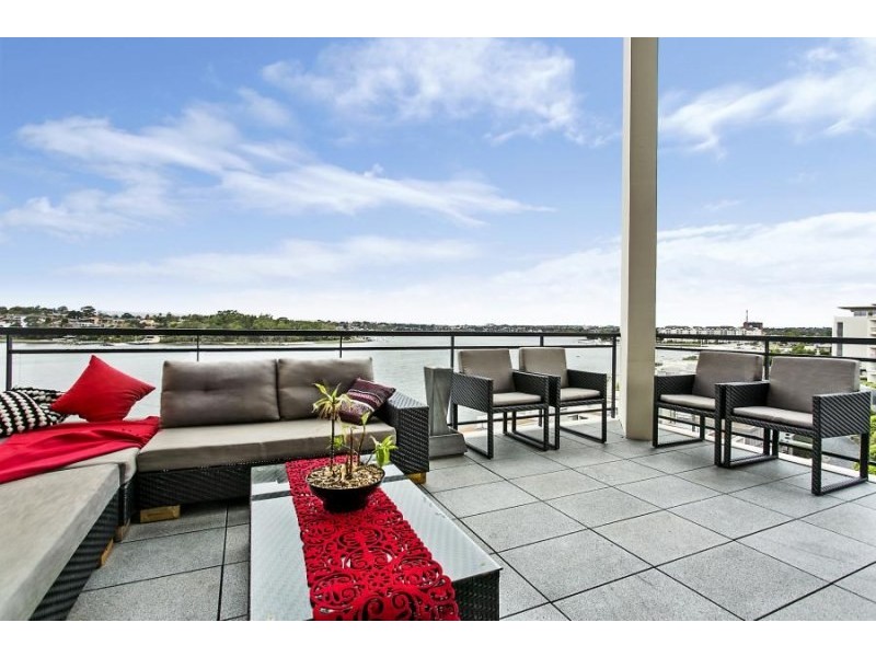 1 Bayside Terrace, Cabarita NSW 2137