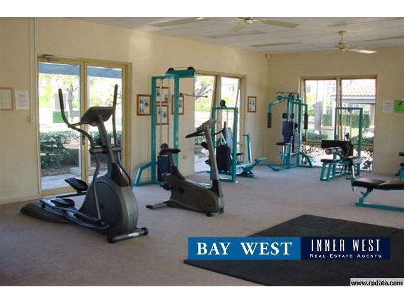 1 Cole Crescent, Liberty Grove NSW 2138