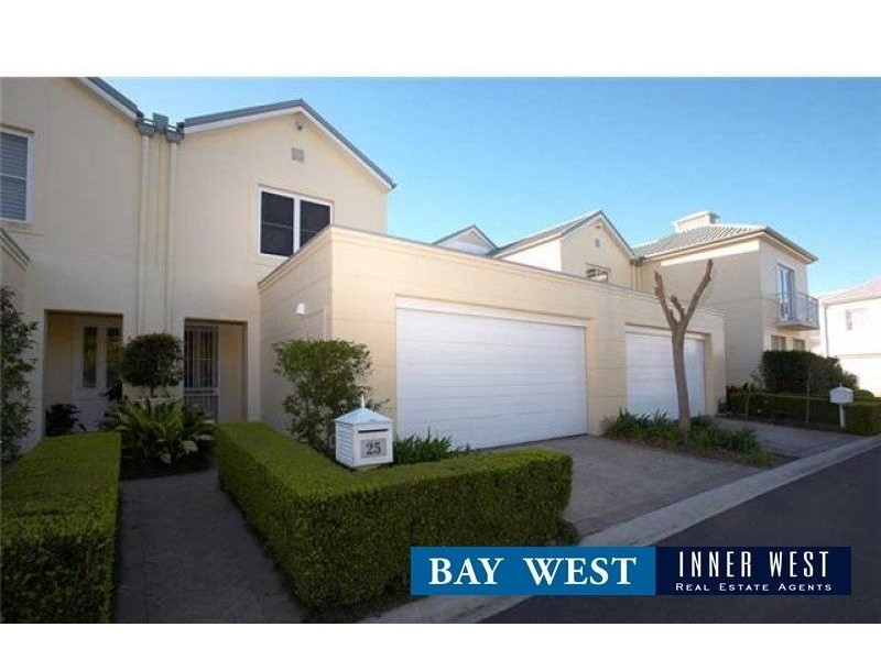 25 Rosemeadow Drive, Cabarita NSW 2137