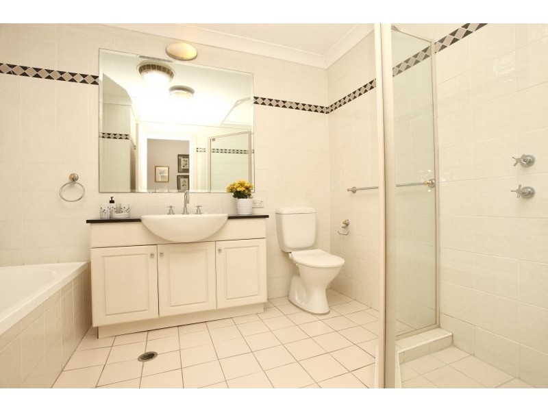 6 Brewer Avenue, Liberty Grove NSW 2138