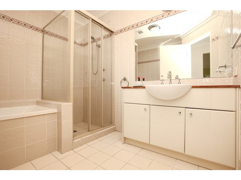 13/3 Bradley Place, Liberty Grove NSW 2138