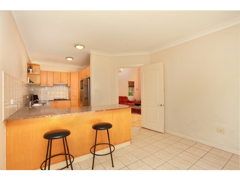 8 Brewer Avenue, Liberty Grove NSW 2138