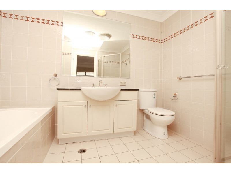8 Brewer Avenue, Liberty Grove NSW 2138