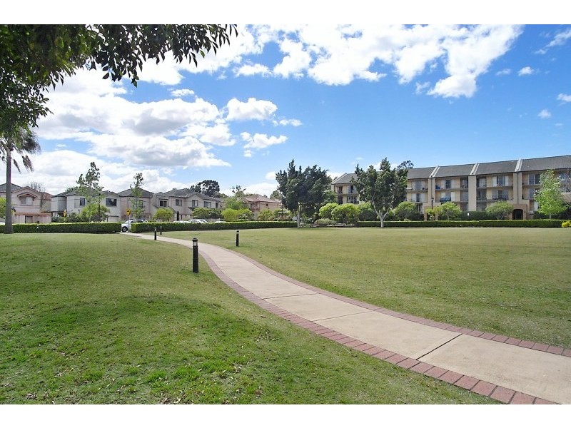 8 Brewer Avenue, Liberty Grove NSW 2138