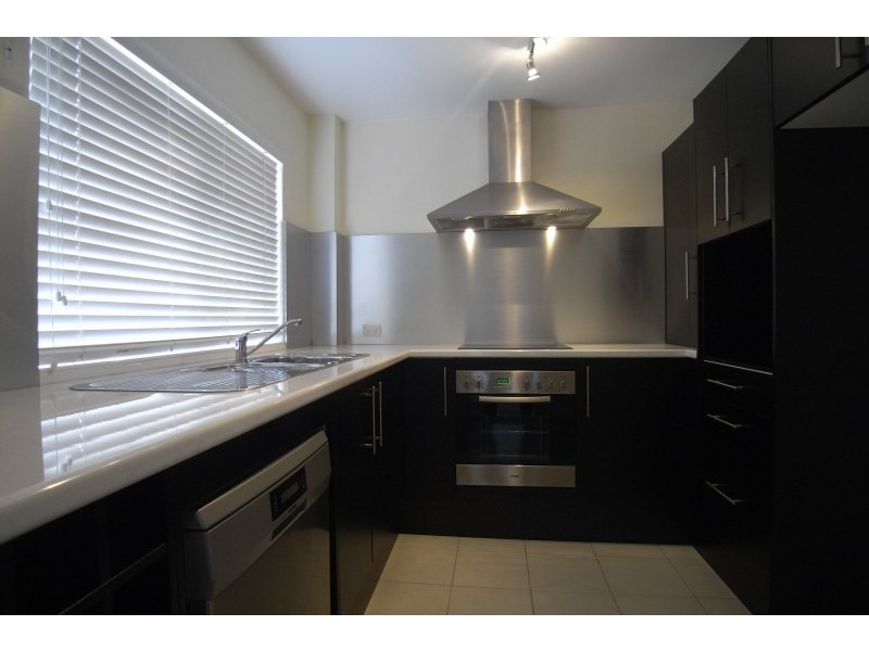 2/8 Hampstead Road, Homebush West NSW 2140