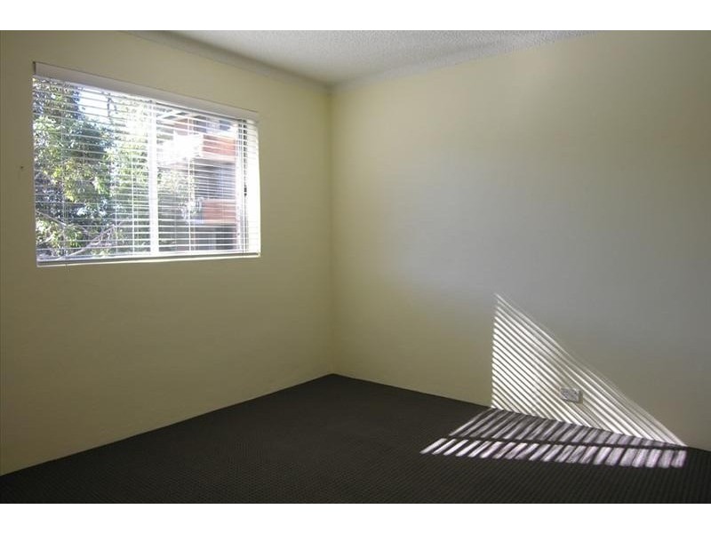 2/8 Hampstead Road, Homebush West NSW 2140