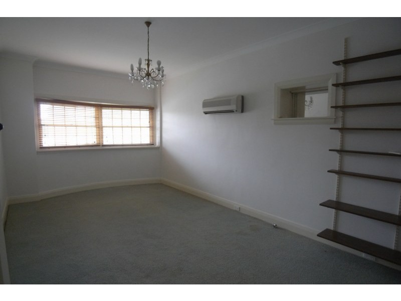 9 Dalmeny Avenue, Russell Lea NSW 2046