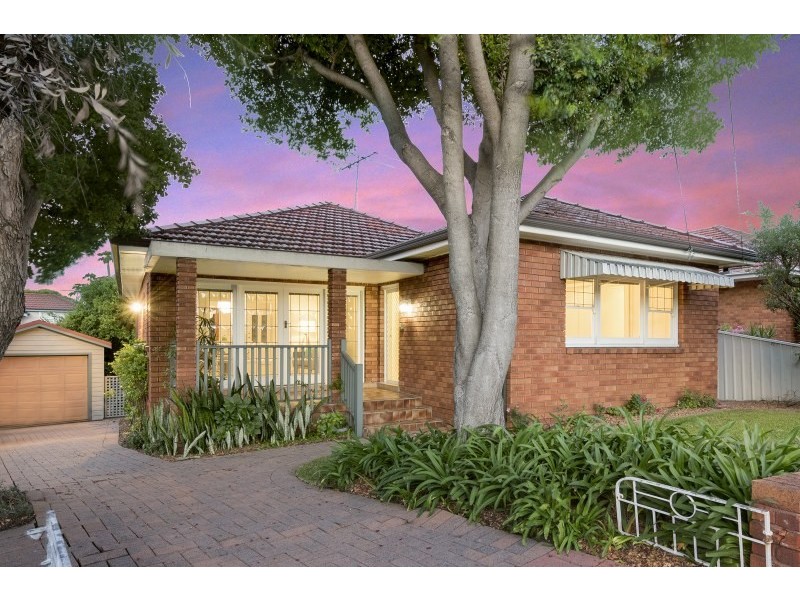 19 Atkins Avenue, Russell Lea NSW 2046