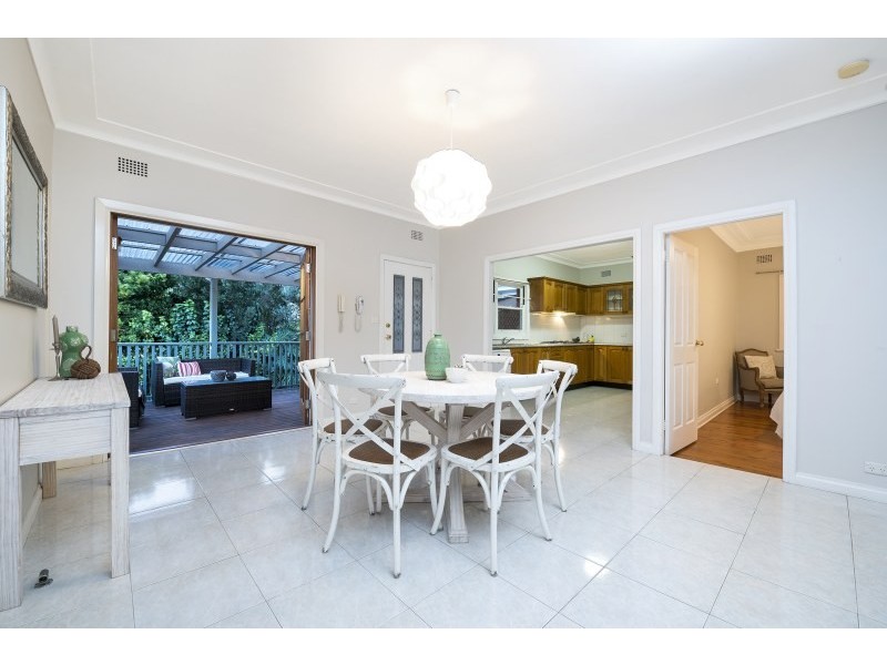 19 Atkins Avenue, Russell Lea NSW 2046