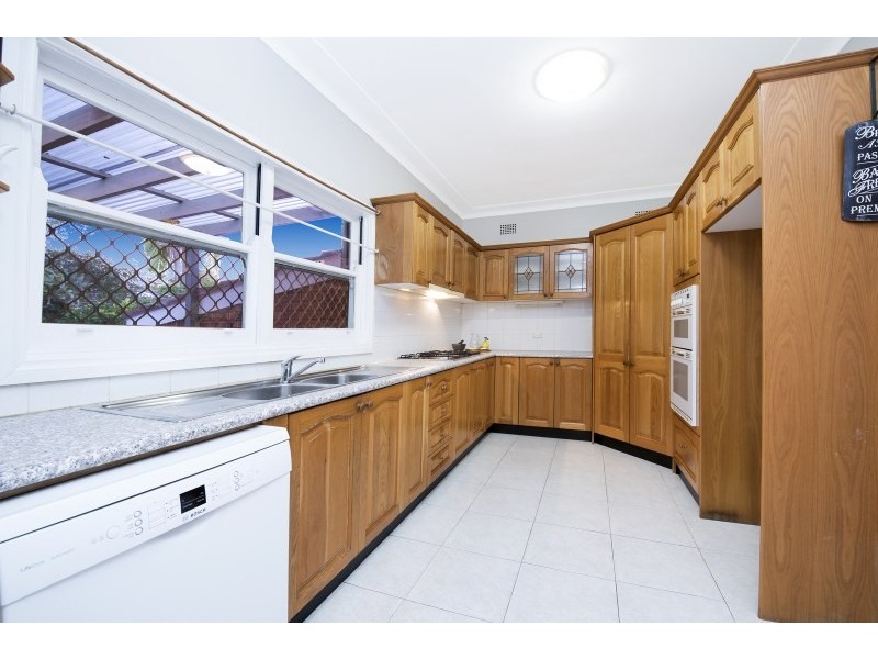 19 Atkins Avenue, Russell Lea NSW 2046