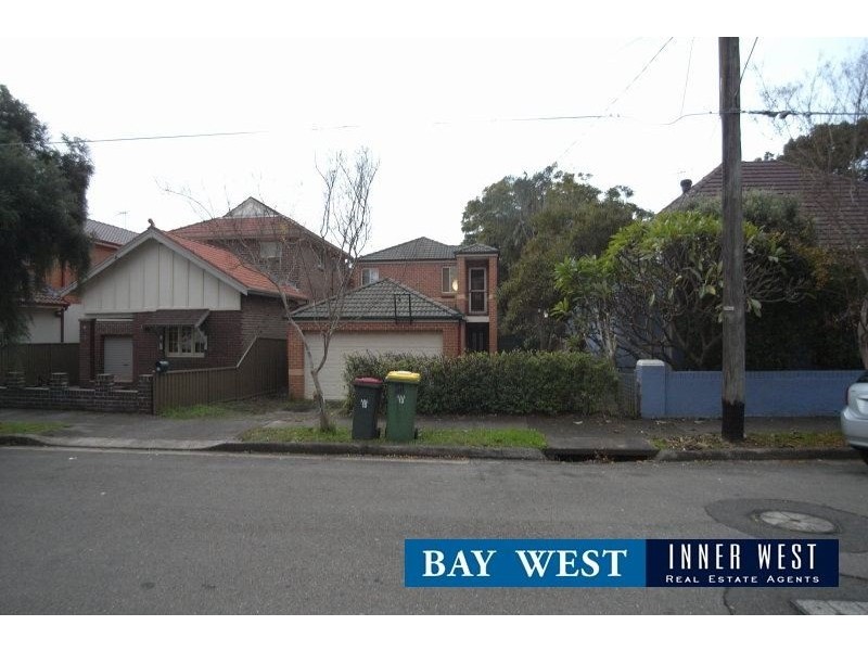 13 Curt Street, Ashfield NSW 2131