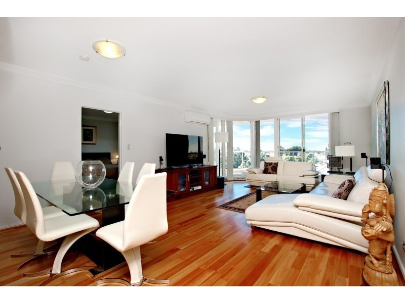 805/8 Wentworth Drive, Liberty Grove NSW 2138