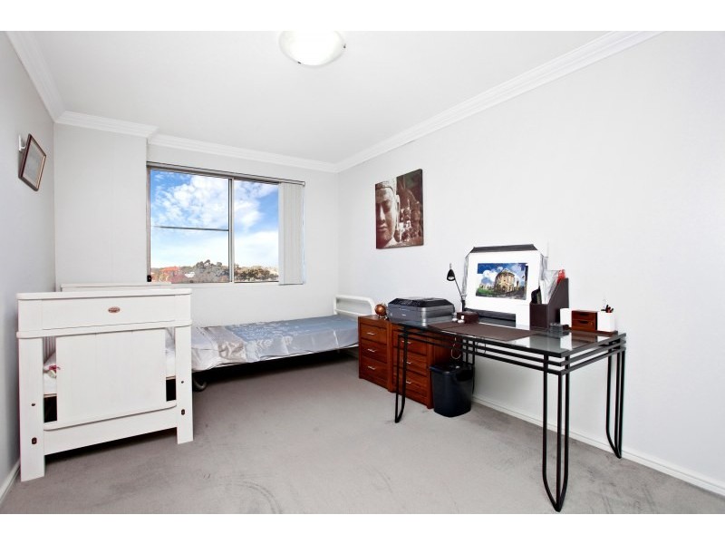 805/8 Wentworth Drive, Liberty Grove NSW 2138