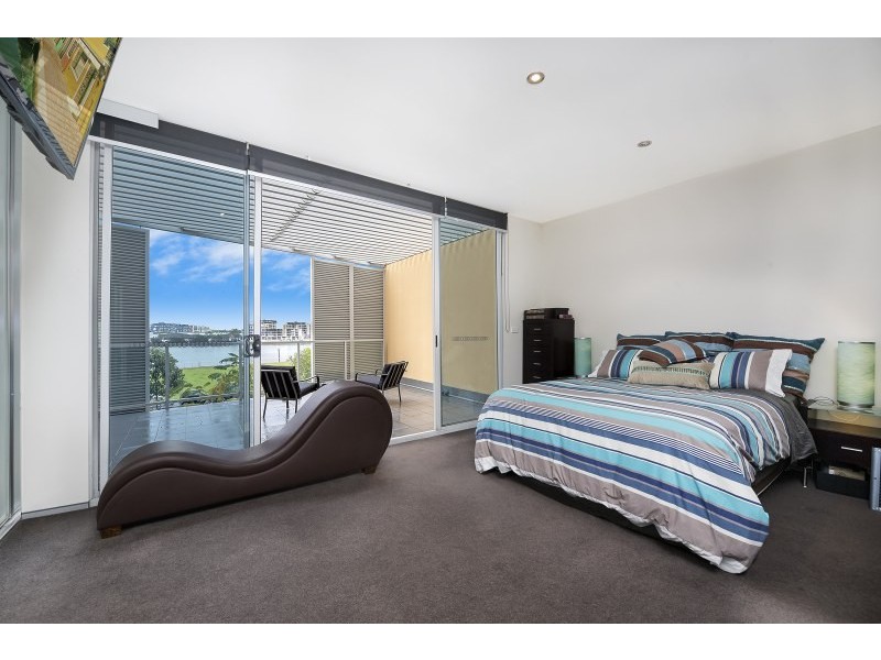 31 Shoreline Drive, Rhodes NSW 2138