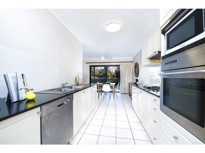 6 Brewer Avenue, Liberty Grove NSW 2138