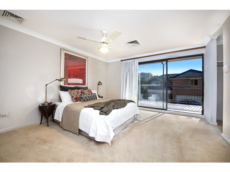 6 Brewer Avenue, Liberty Grove NSW 2138