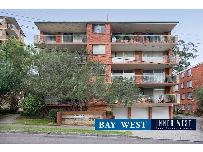 4/3A Bortfield Drive, Chiswick NSW 2046